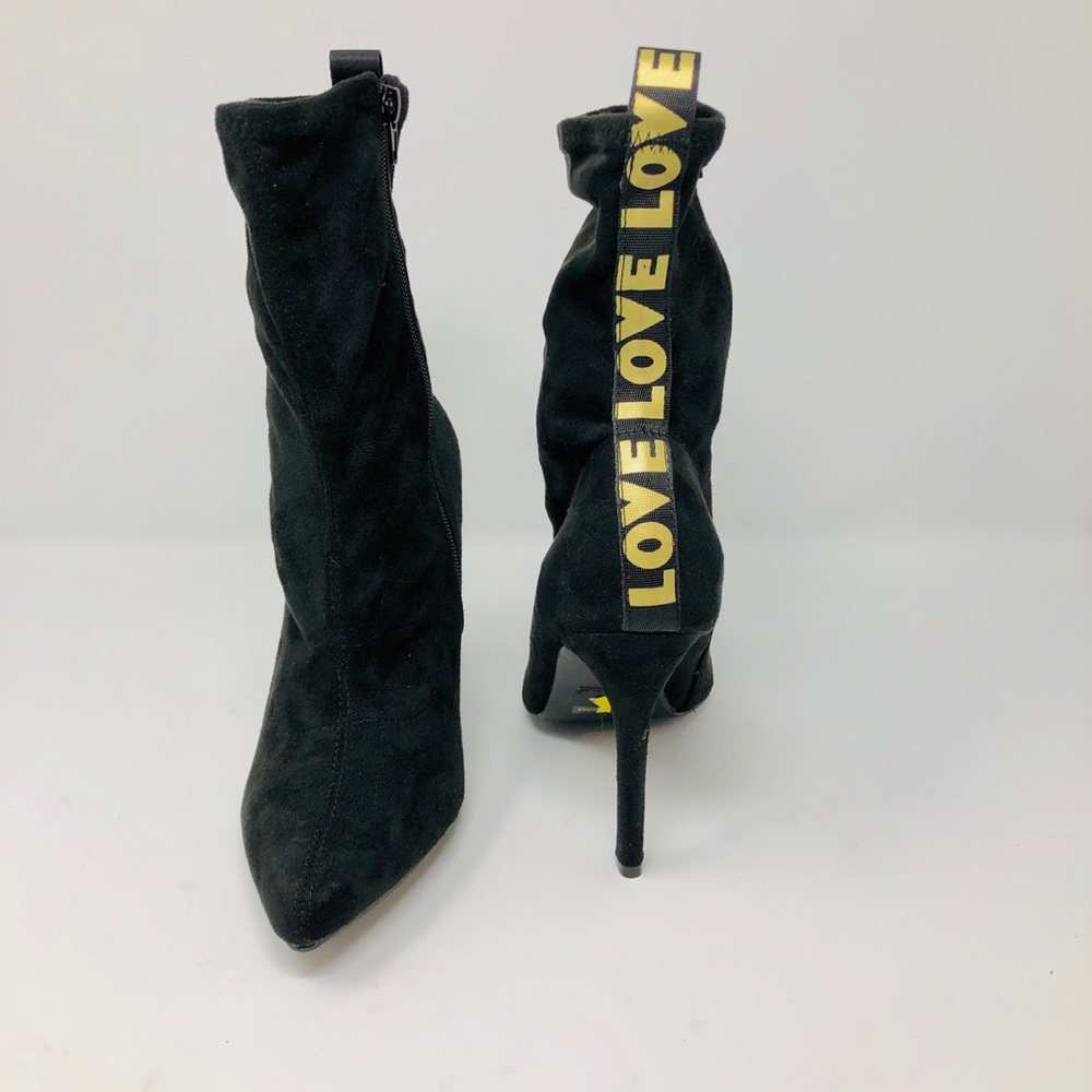 Anne Michelle Black Suede Ankle Pointed  Booties - Picture 2 of 4